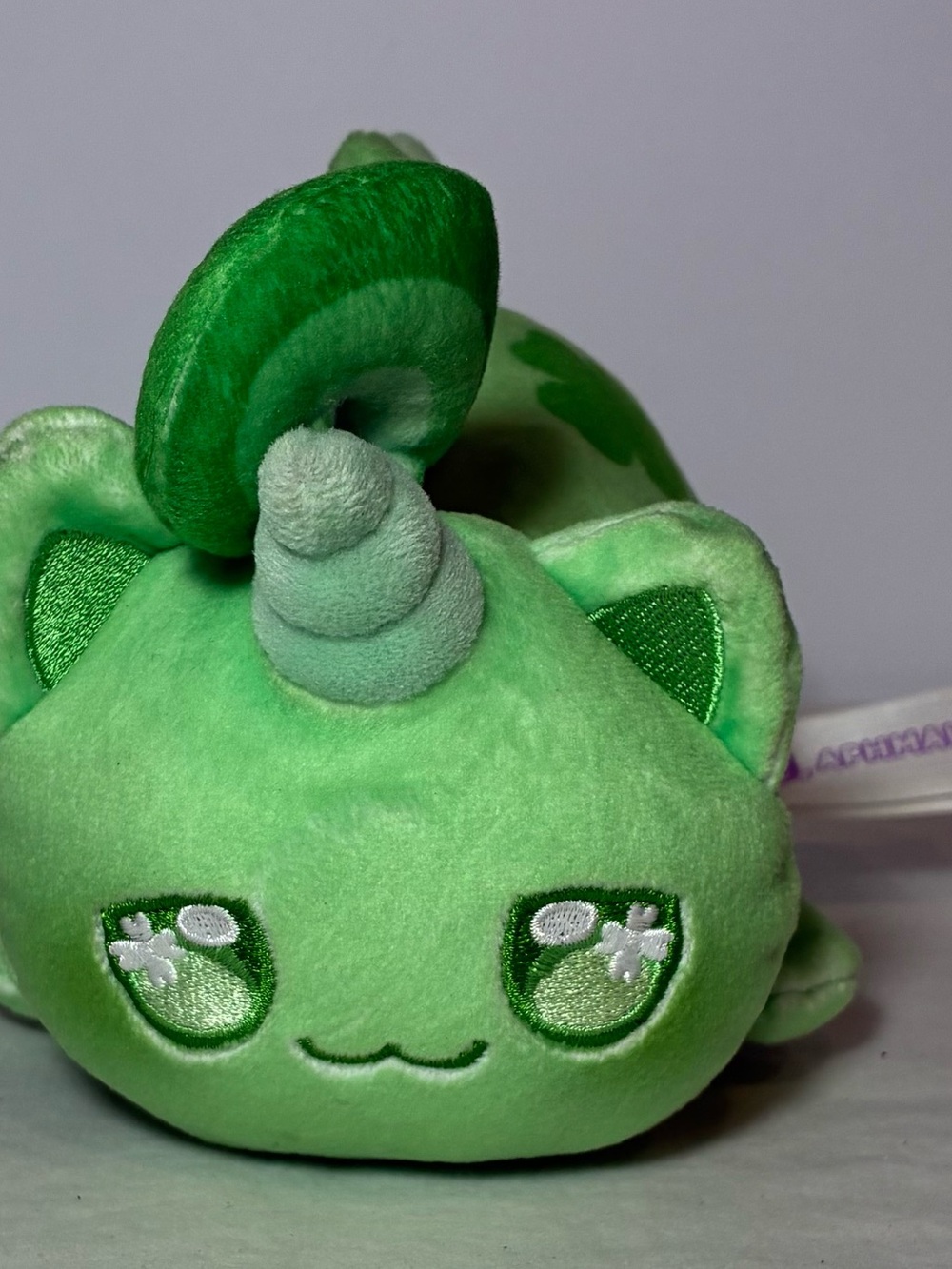 APHMAU Green Plush Clover Unicorn Cat - Bright Green